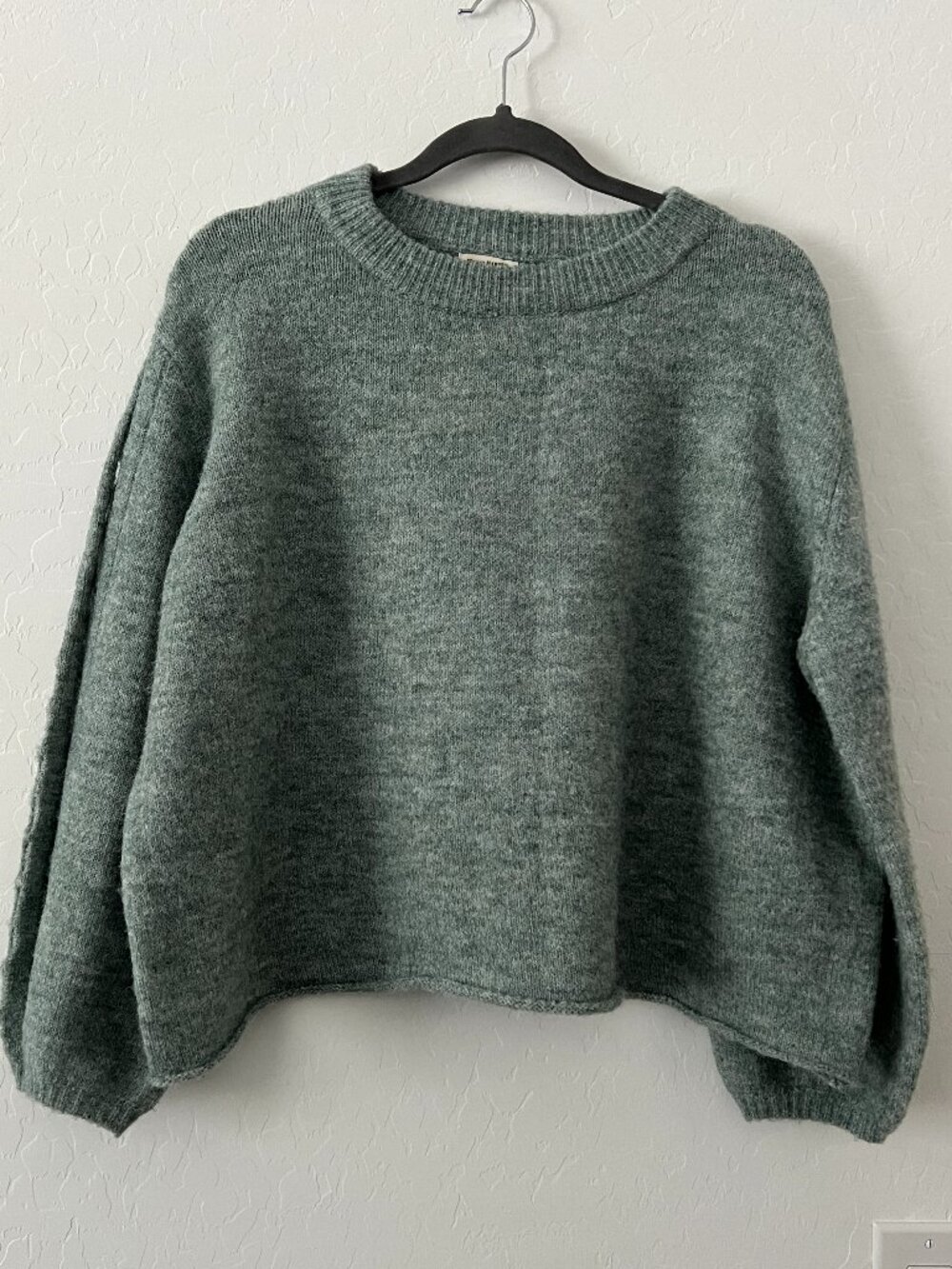 World Market Gray Cropped Sweater One Size Detail Sleeve Cozy Knit Cottagecore